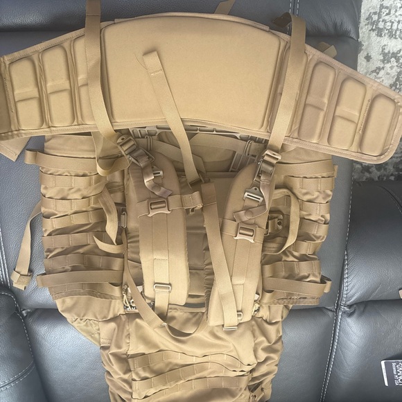 Tactical Backpack - Picture 4 of 7